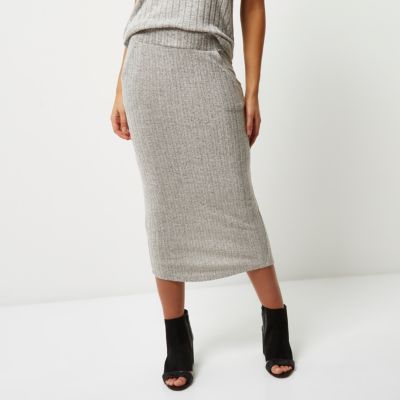 Grey ribbed knit midi skirt